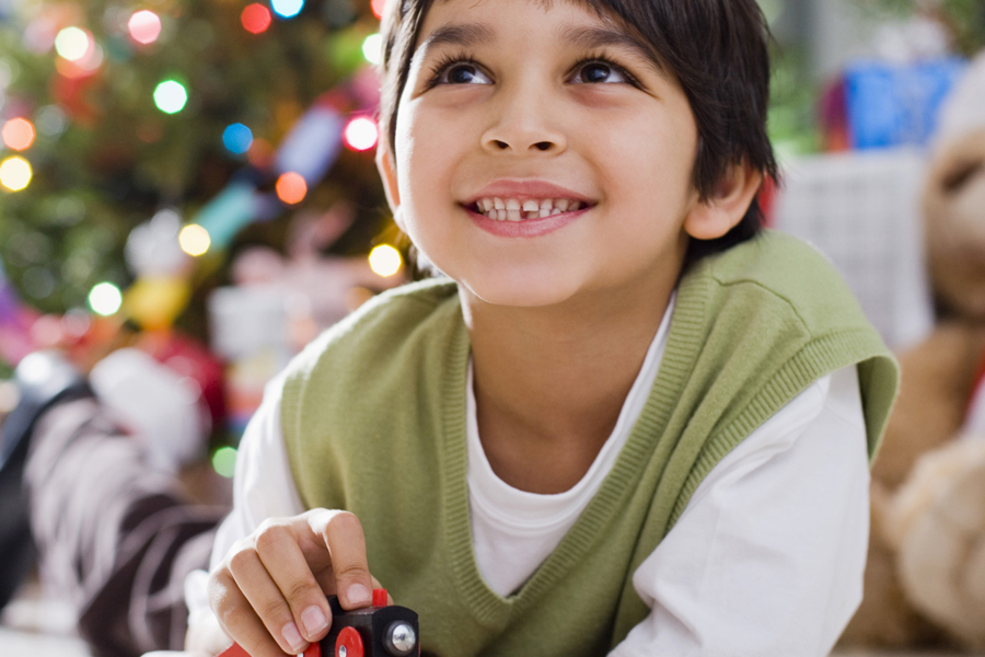 Learn about product recalls for safe holiday giving