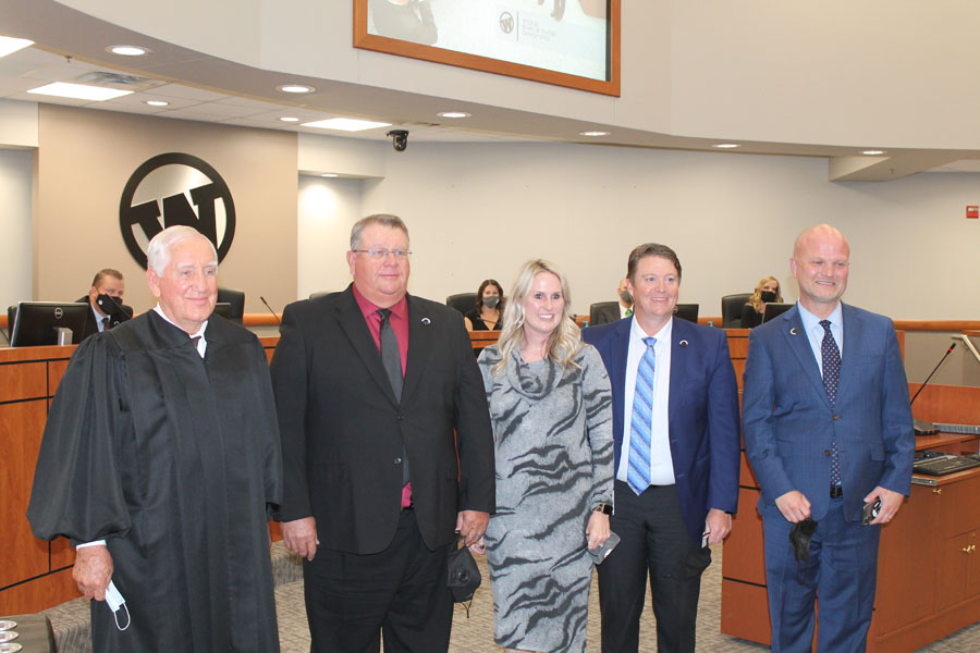New trustees take oath, new contract discussed