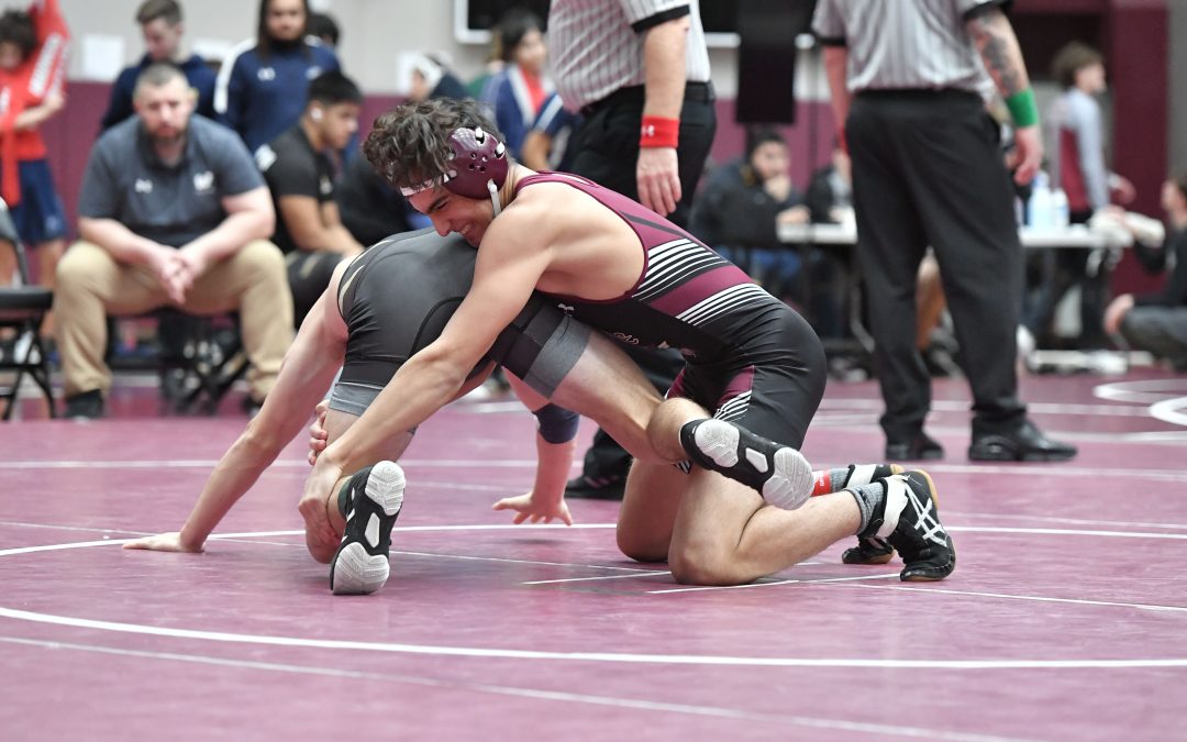 Wylie, Wylie East finish fourth, 13 wrestlers qualify for regionals