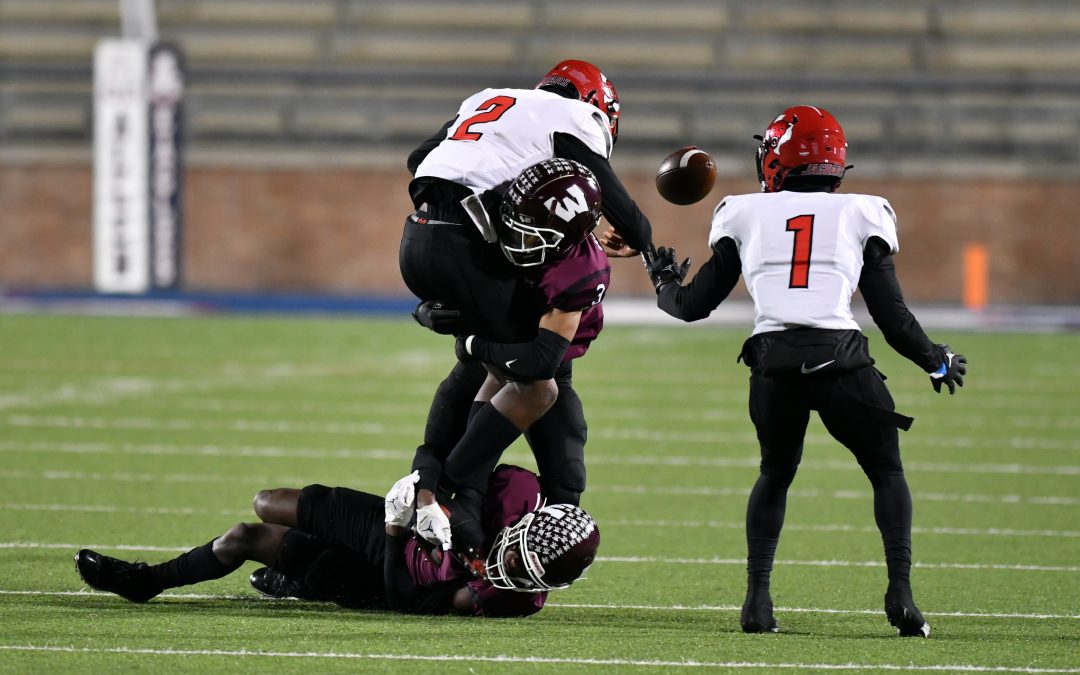 Wylie defeats Horn in first round of playoffs