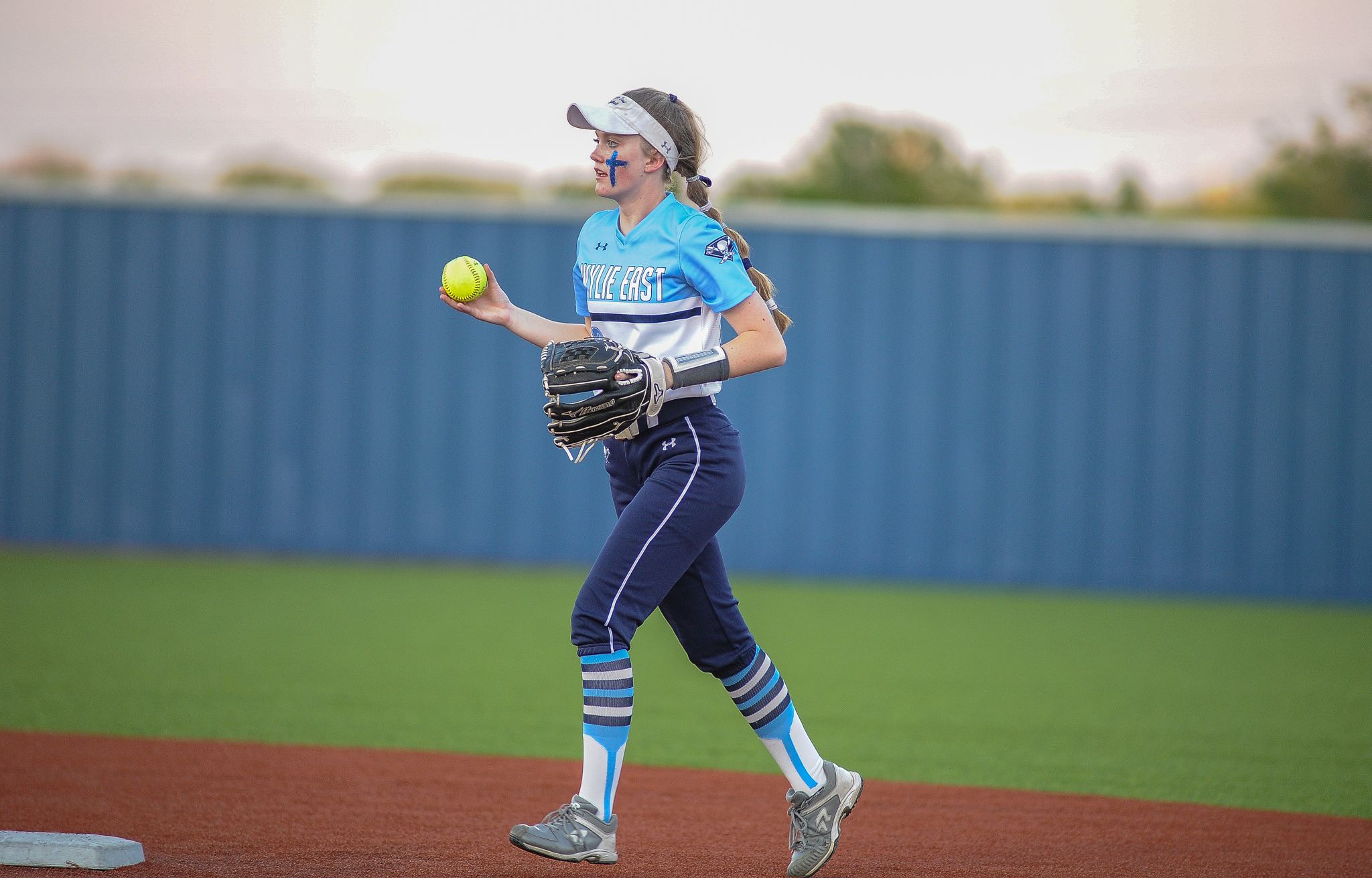 Lady Raiders top first-place Pirates 8-5