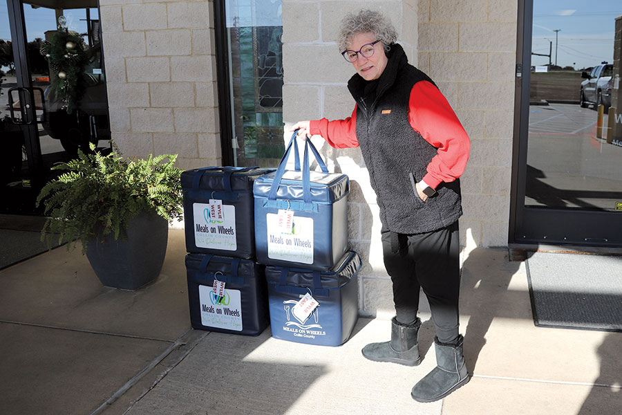 Volunteers keep meals rolling for seniors in Collin County