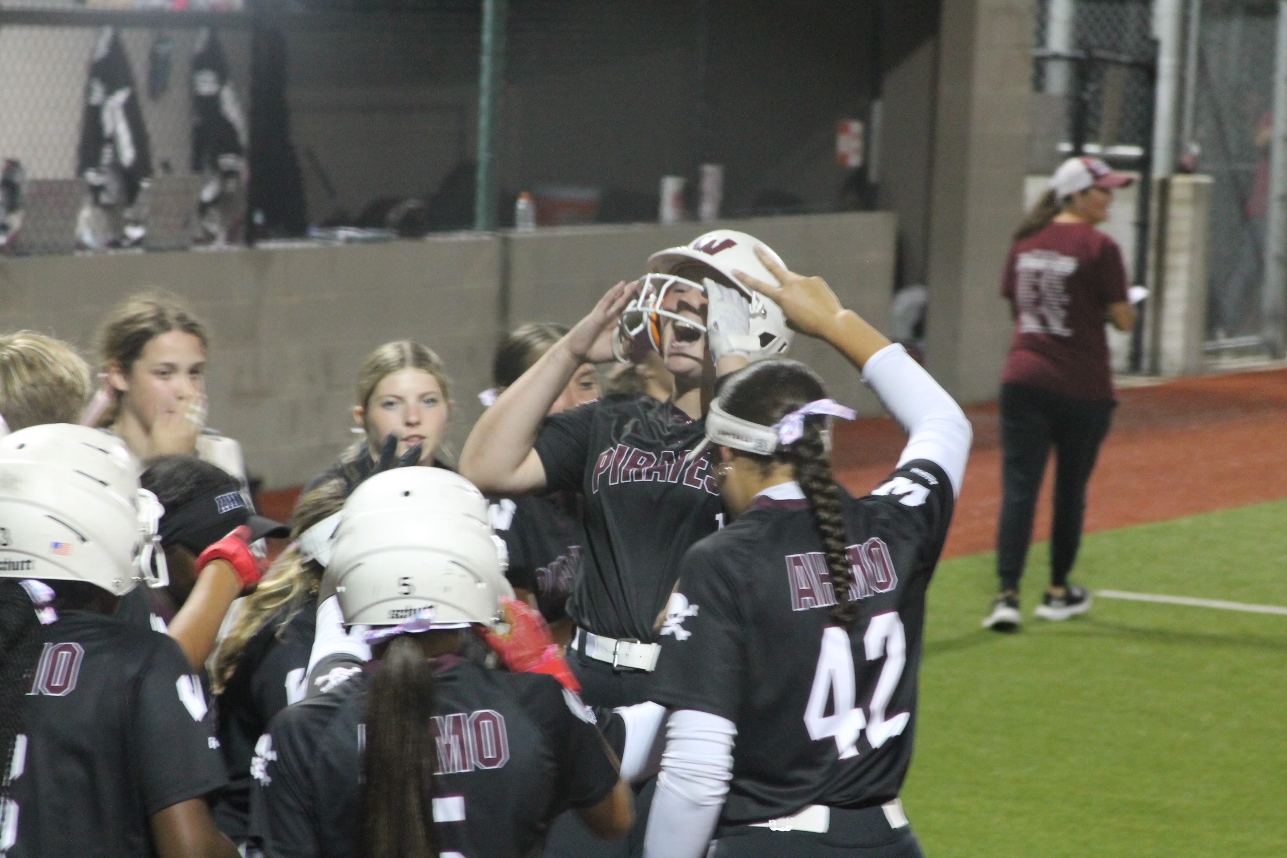 Alewine’s 2 home runs power Wylie in Game 1 against Temple