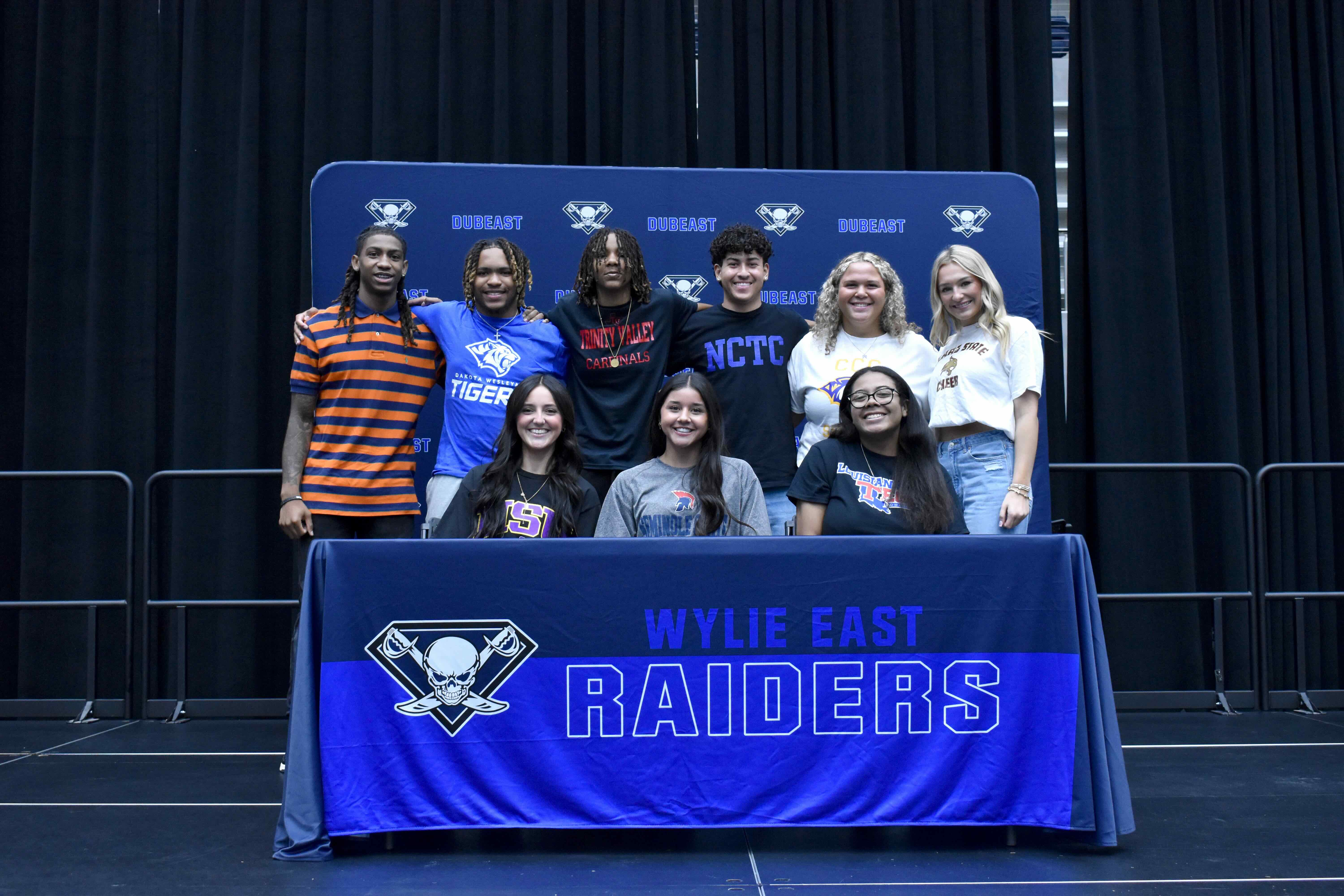 Nine Wylie East seniors put pen to paper on signing day