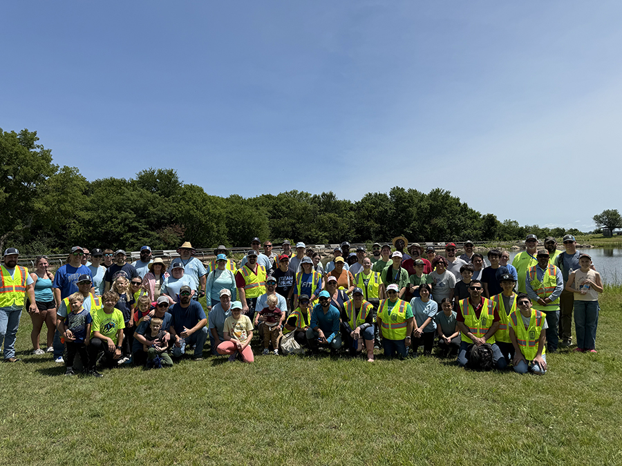 NTMWD volunteers remove ‘nearly a ton’ of trash at Brockdale Park