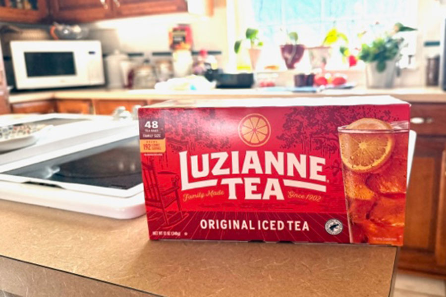 Suits to a tea