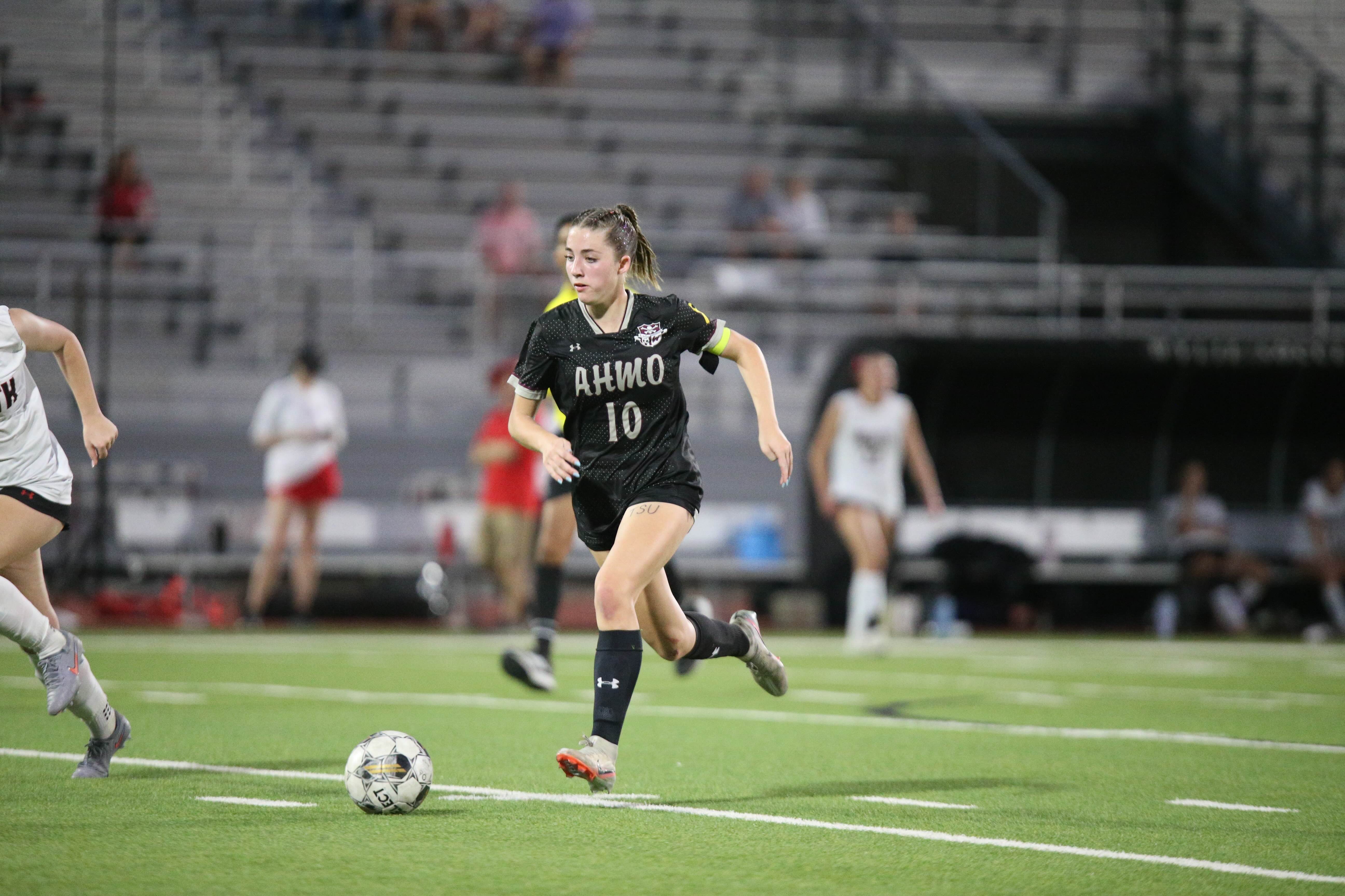 Hatzenbuehler’s hat trick paces Wylie girls in 5-1 win